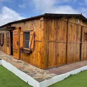 Agradable Mini Casa De Madera Con Jardín Amplio , La Laguna (Tenerife) España
